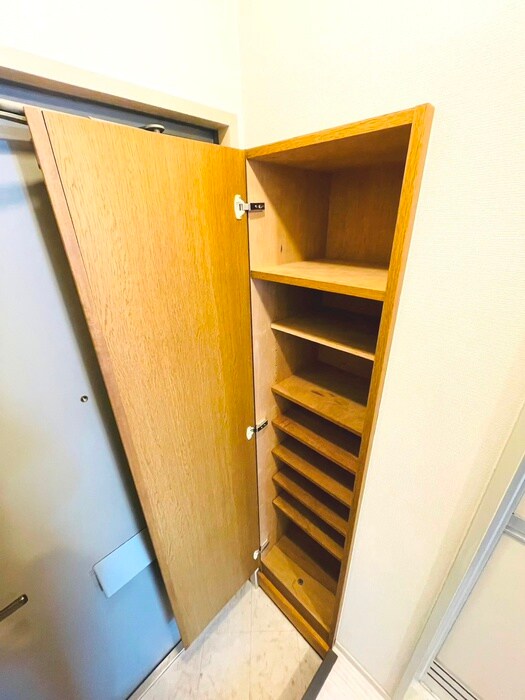 物件内観写真14　(靴箱)