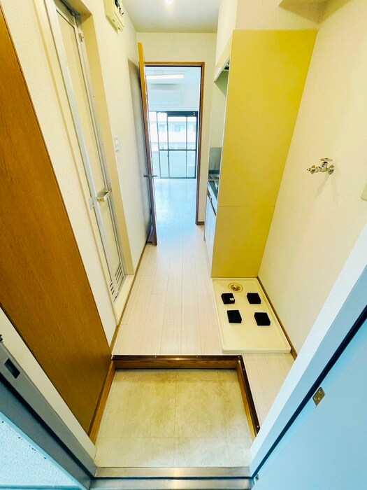 物件内観写真22　(玄関)