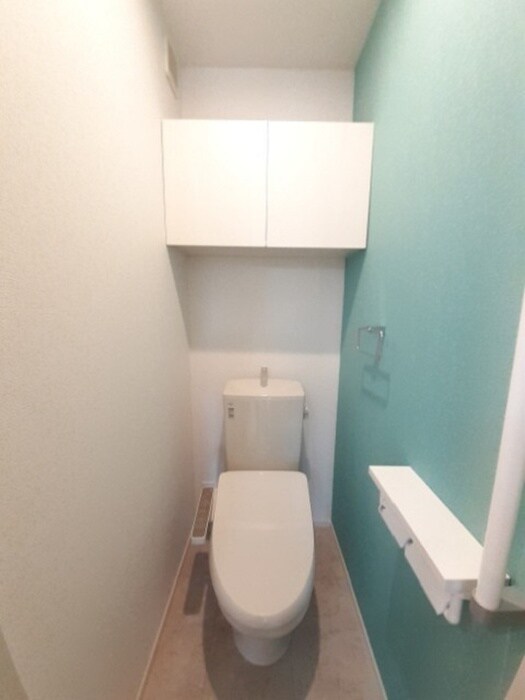 物件内観写真6　(トイレ)