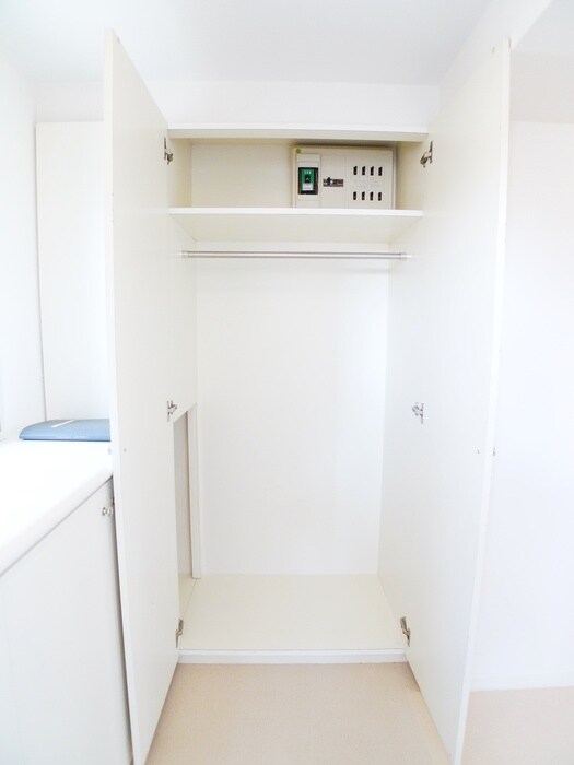 物件内観写真13　(収納)
