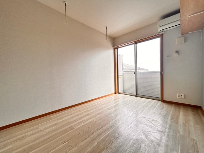 物件内観写真8　(居室)