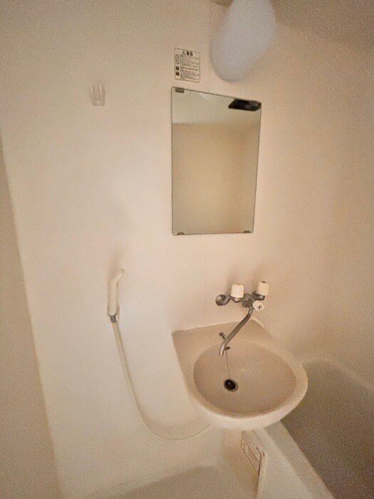 物件内観写真12　(洗面)