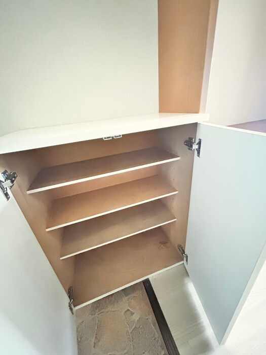 物件内観写真19　(靴箱)