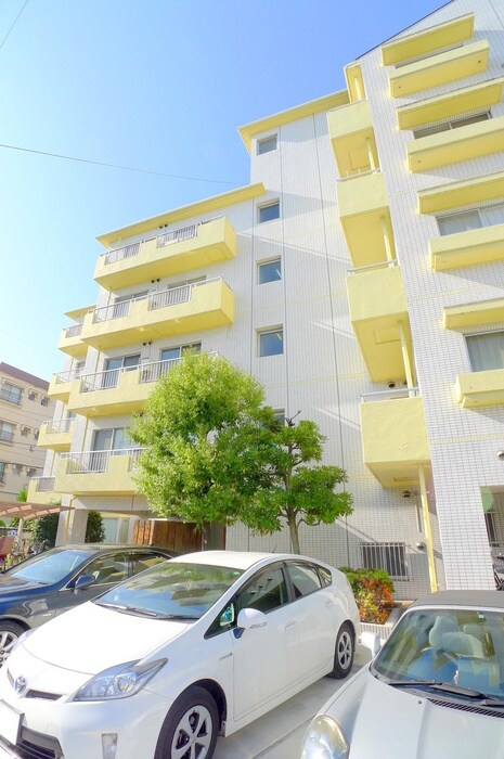 物件外観写真2　(駐車場)