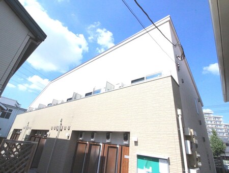 レべアス稲城長沼外観写真