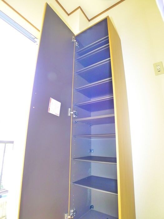 物件内観写真14　(靴箱)