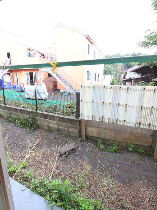 物件内観写真16　(室内からの展望)