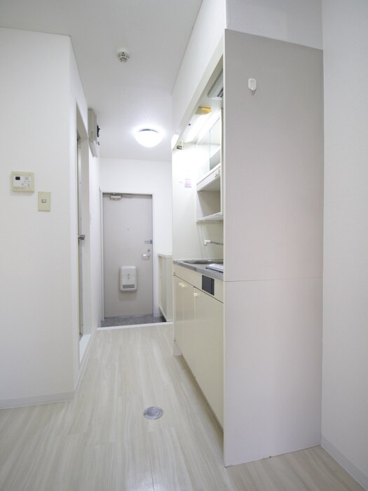 物件内観写真17　(廊下)