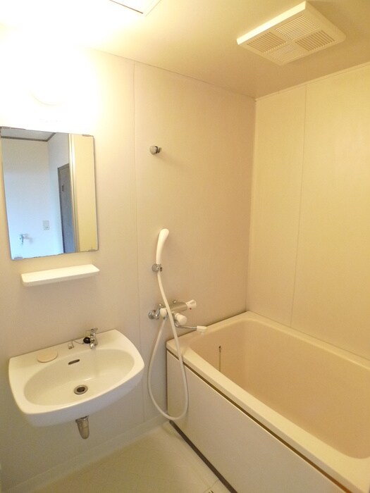 物件内観写真13　(バス／シャワールーム等)