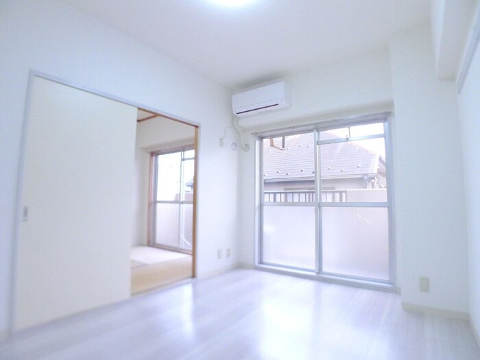 物件内観写真7　(居室)