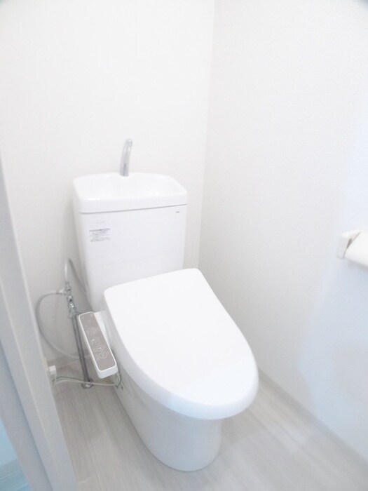 物件内観写真16　(トイレ)