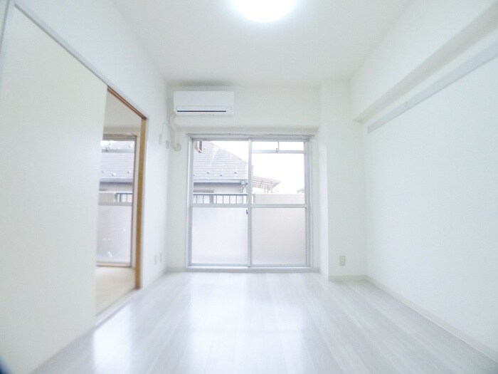 物件内観写真17　(居室)