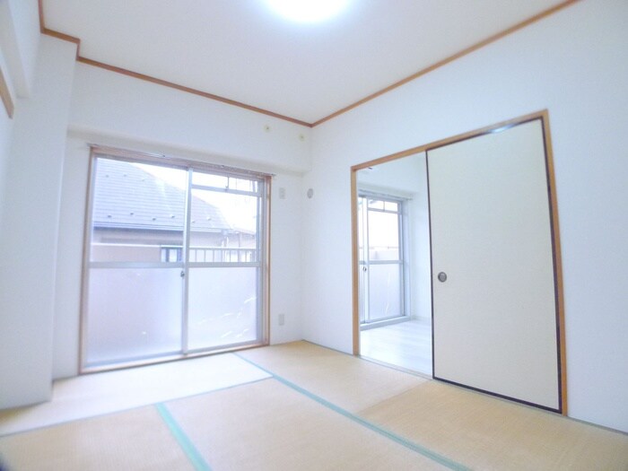 物件内観写真18　(居室)