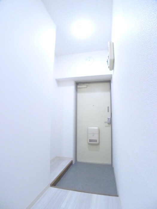 物件内観写真21　(玄関)