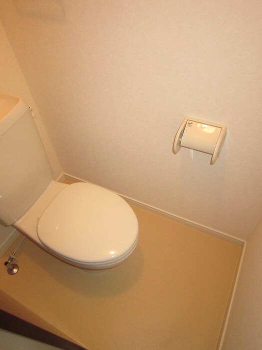 物件内観写真8　(トイレ)