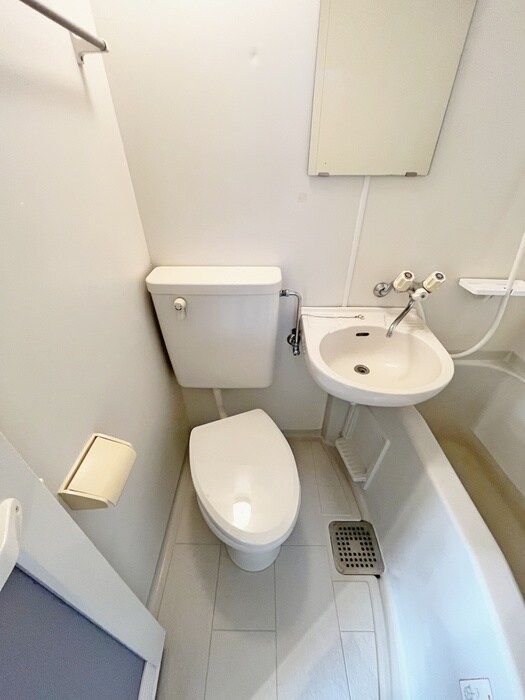 物件内観写真15　(トイレ)