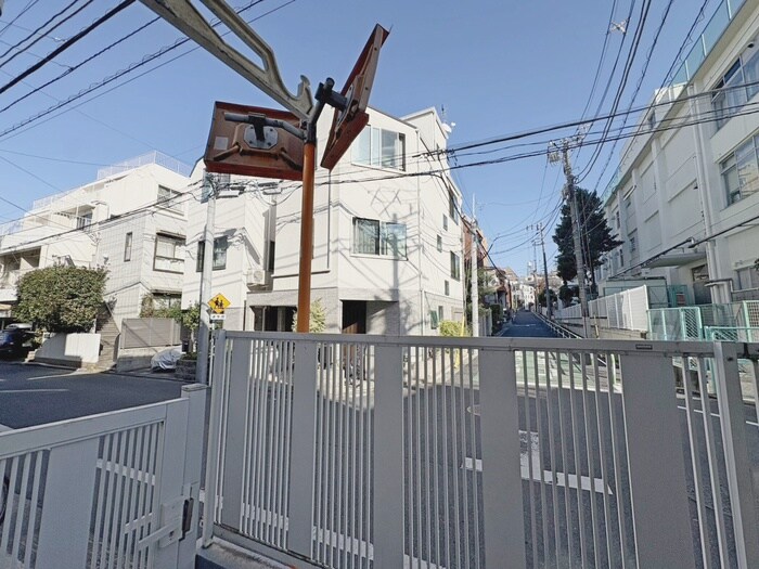 物件内観写真21　(室内からの展望)