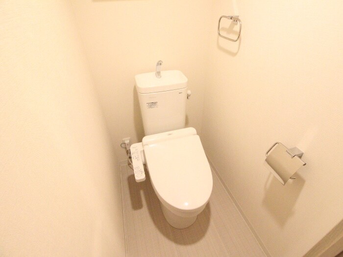 物件内観写真11　(トイレ)