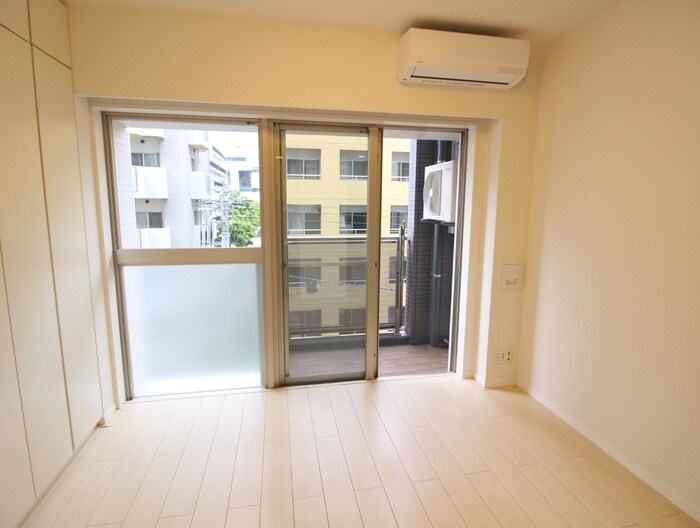 物件内観写真13　(居室)