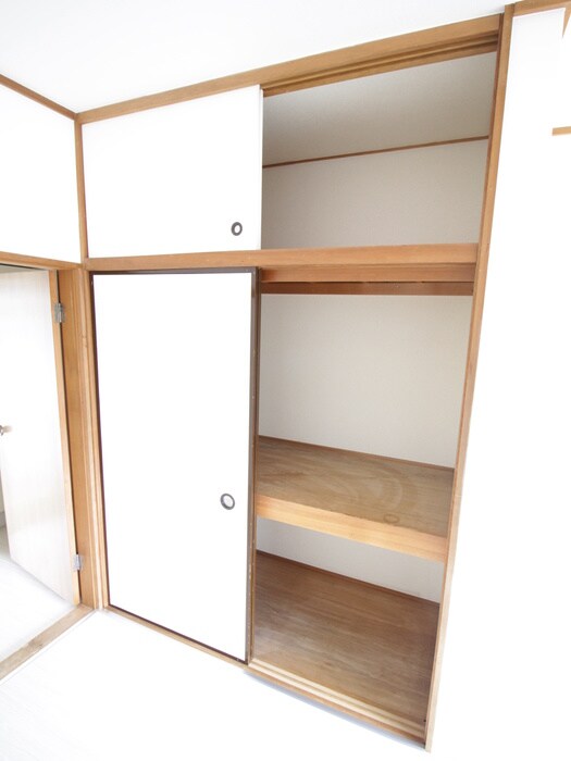 物件内観写真13　(収納)