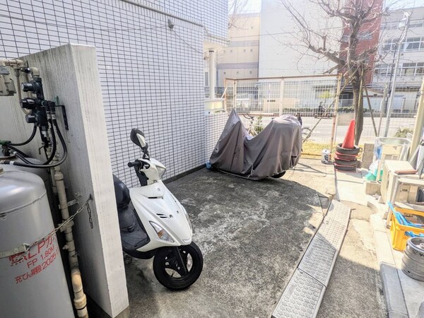 駐輪場