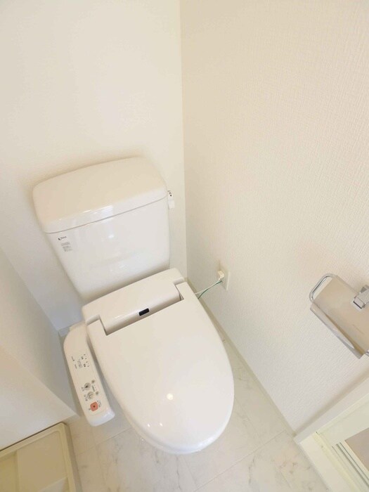 物件内観写真13　(トイレ)