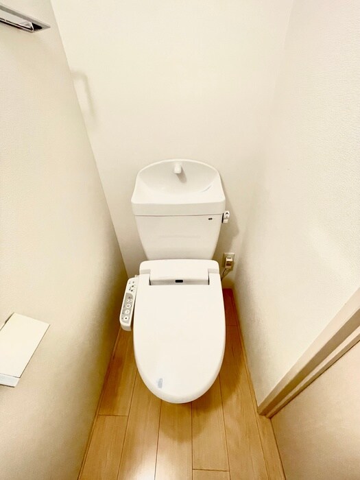 物件内観写真11　(トイレ)