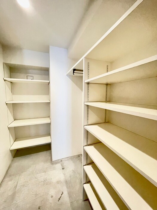 物件内観写真14　(靴箱)