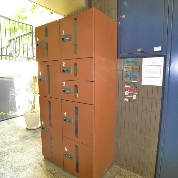 物件外観写真6　(建物設備)