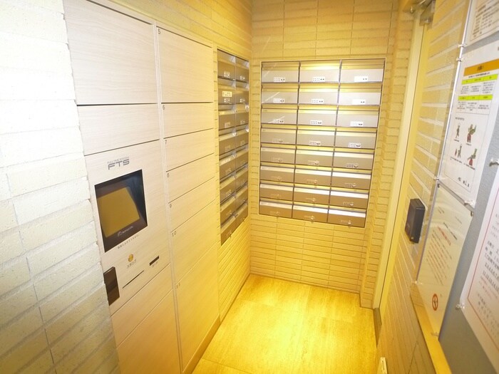 物件外観写真4　(建物設備)