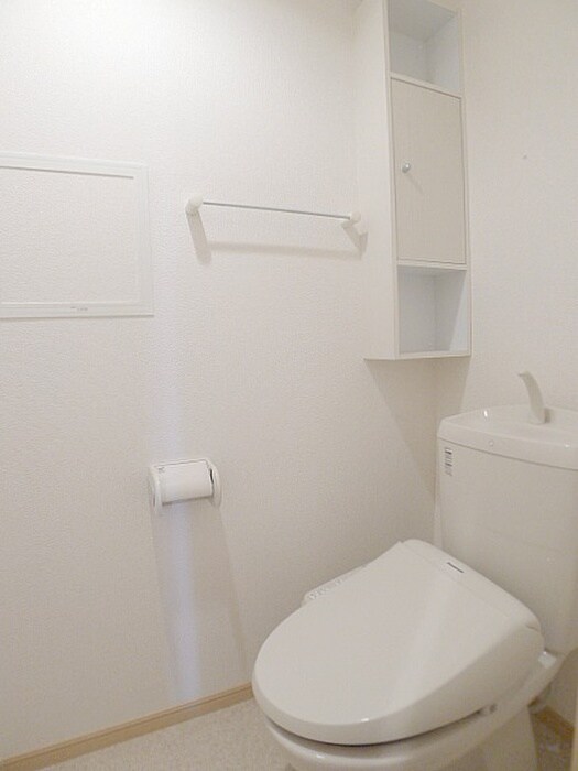 物件内観写真15　(トイレ)