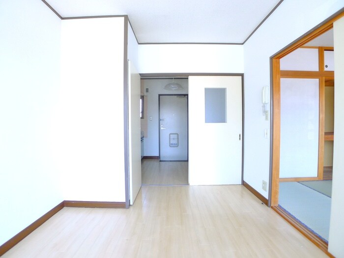 物件内観写真7　(居室)