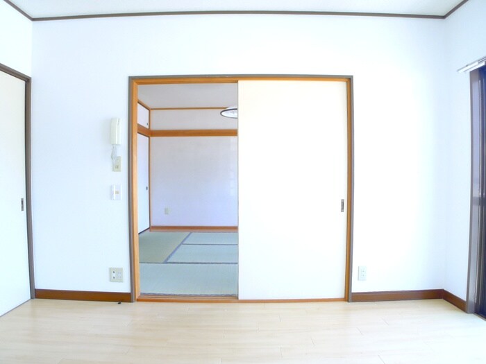 物件内観写真8　(居室)