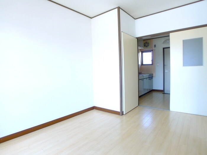 物件内観写真18　(居室)