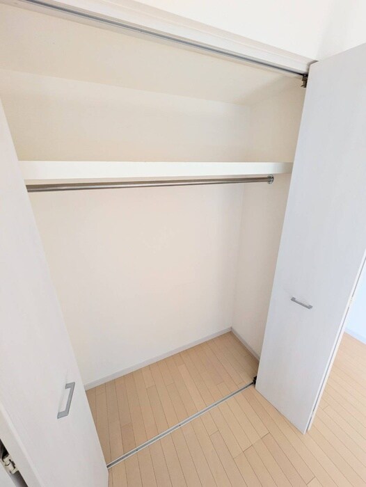 物件内観写真13　(収納)