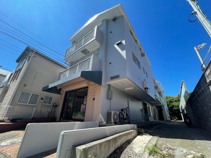 カープ松風台の物件外観写真