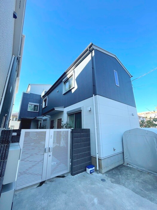 物件外観写真1　(外観写真)