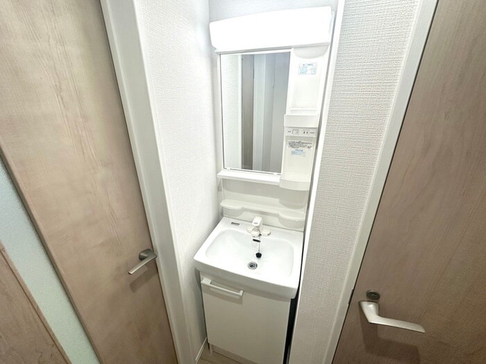 物件内観写真12　(洗面)