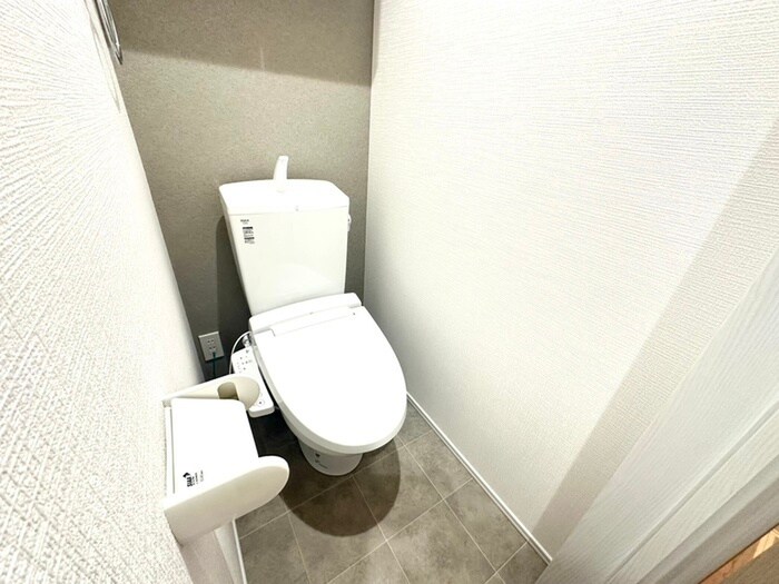 物件内観写真13　(トイレ)