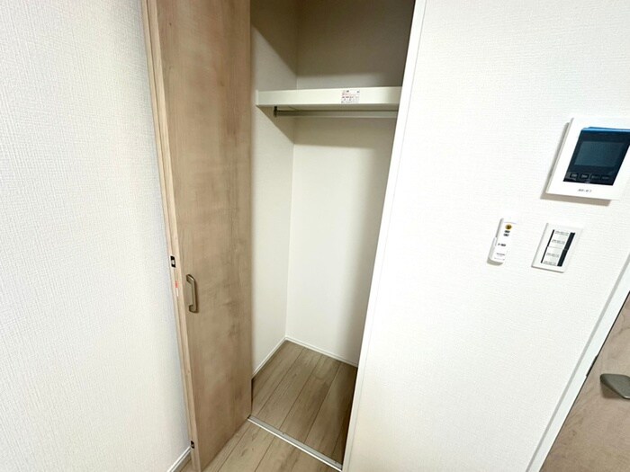物件内観写真16　(収納)