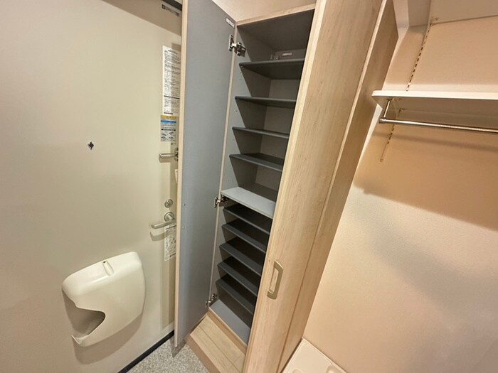 物件内観写真20　(靴箱)