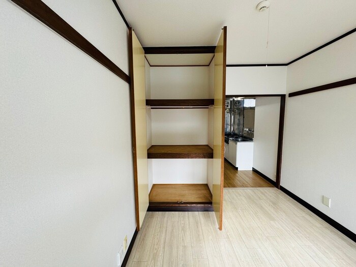 物件内観写真10　(収納)