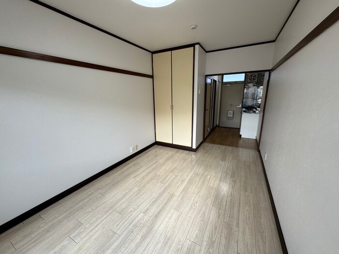 物件内観写真22　(室内からの展望)