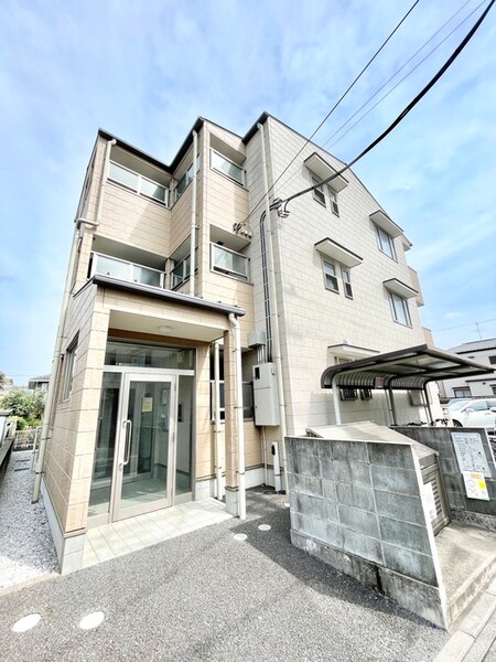 レヴェリー桜木外観写真