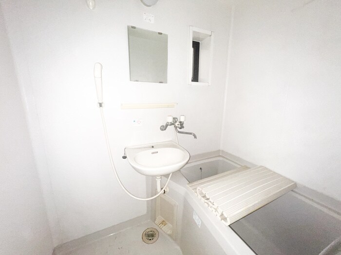 物件内観写真13　(バス／シャワールーム等)