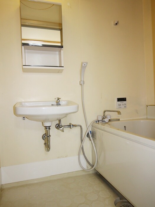 物件内観写真10　(バス／シャワールーム等)