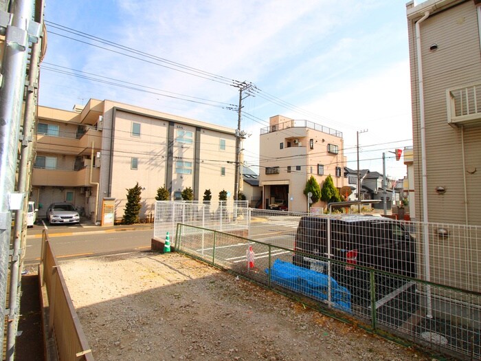 物件内観写真14　(室内からの展望)