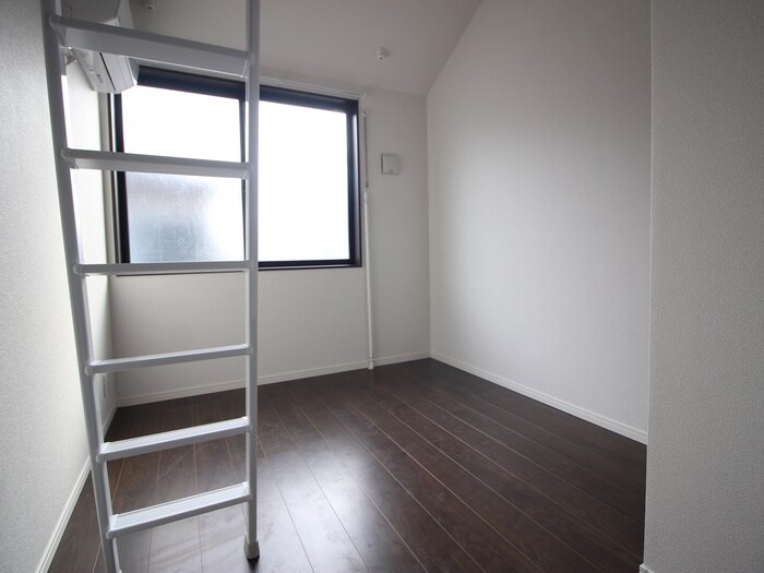 物件内観写真12　(居室)