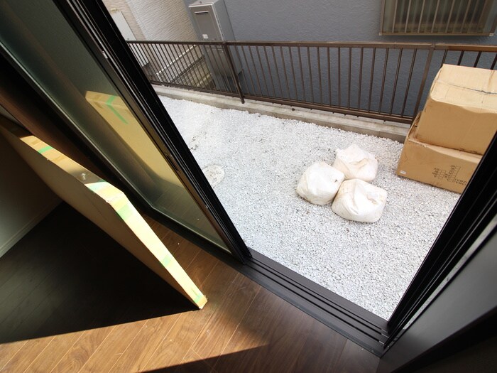 物件内観写真20　(室内からの展望)