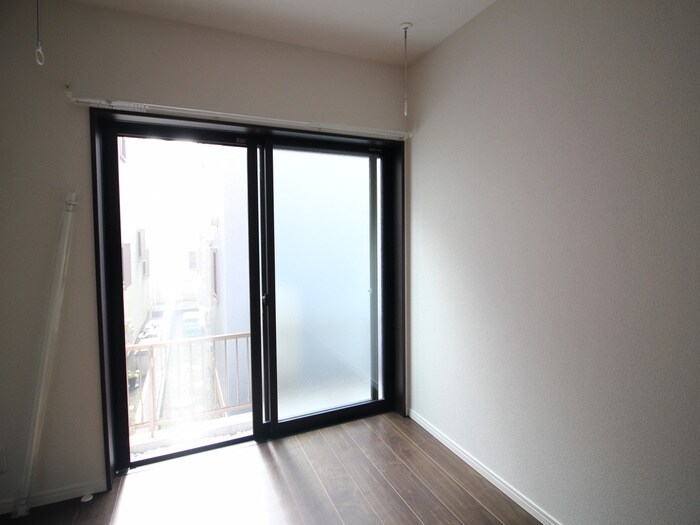 物件内観写真21　(居室)